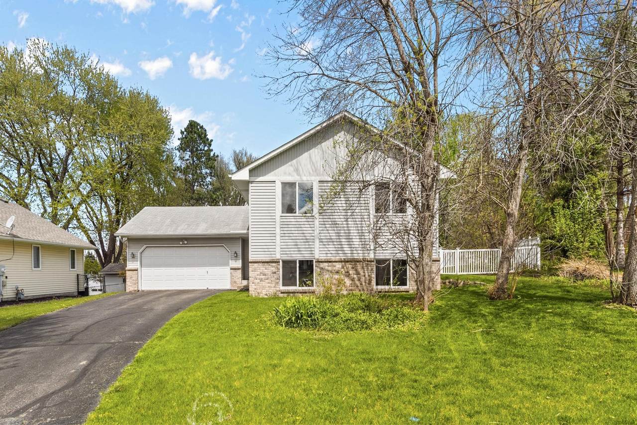 1387 Clarence Court - Photo 1