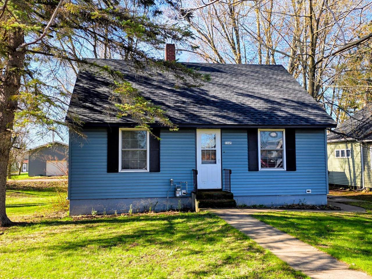 1145 Water Street - Photo 1