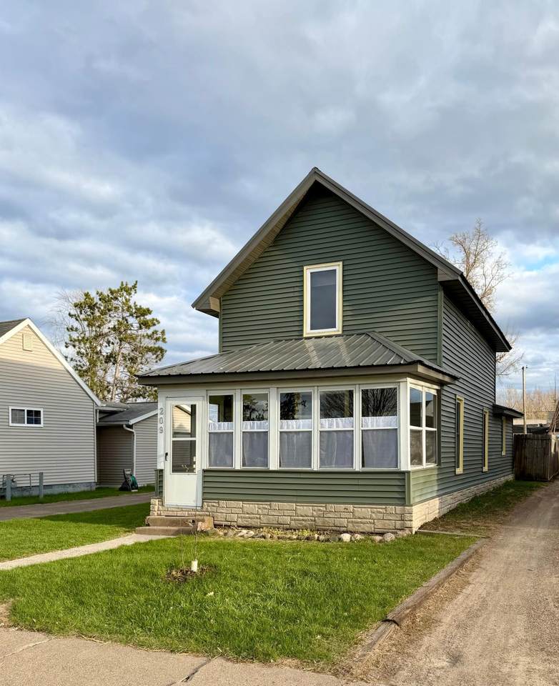 209 3rd Street - Photo 1