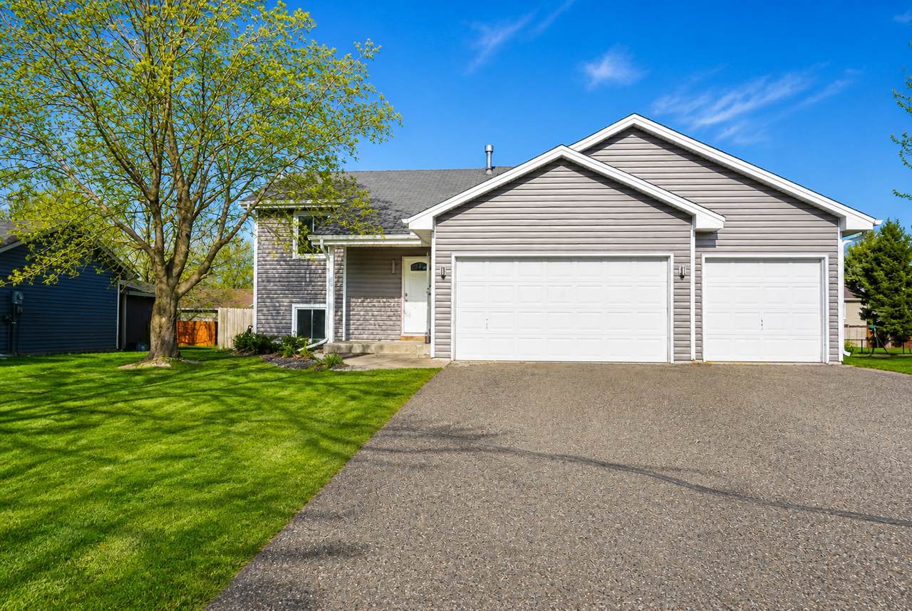 12382 Ivywood Street - Photo 1