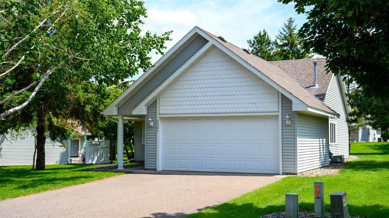 2501 Woodridge Lane - Photo 1