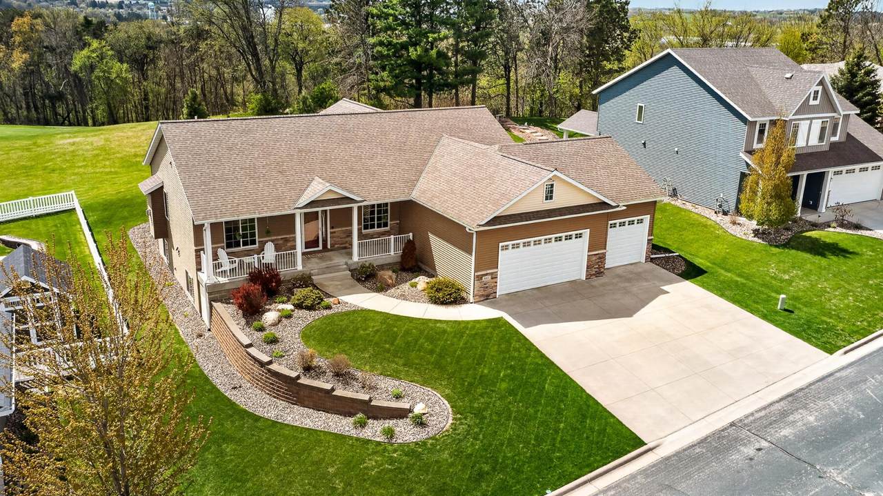 847 Golfview Avenue - Photo 1