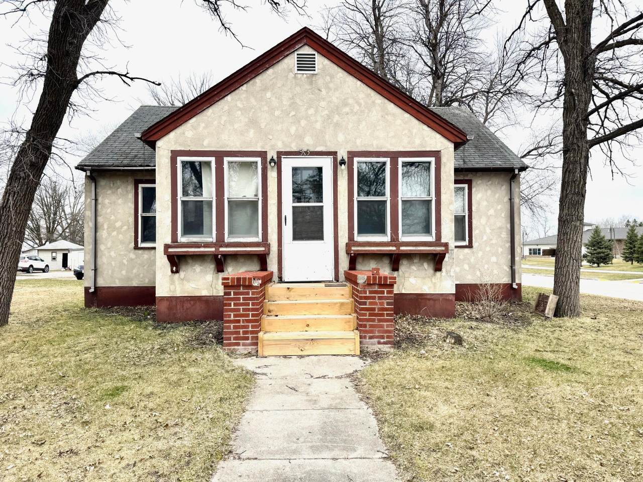 513 Lake Street - Photo 1