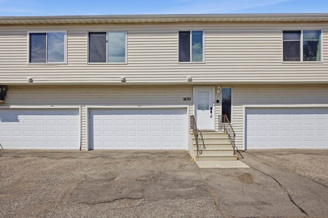 1632 34th Avenue - Photo 1