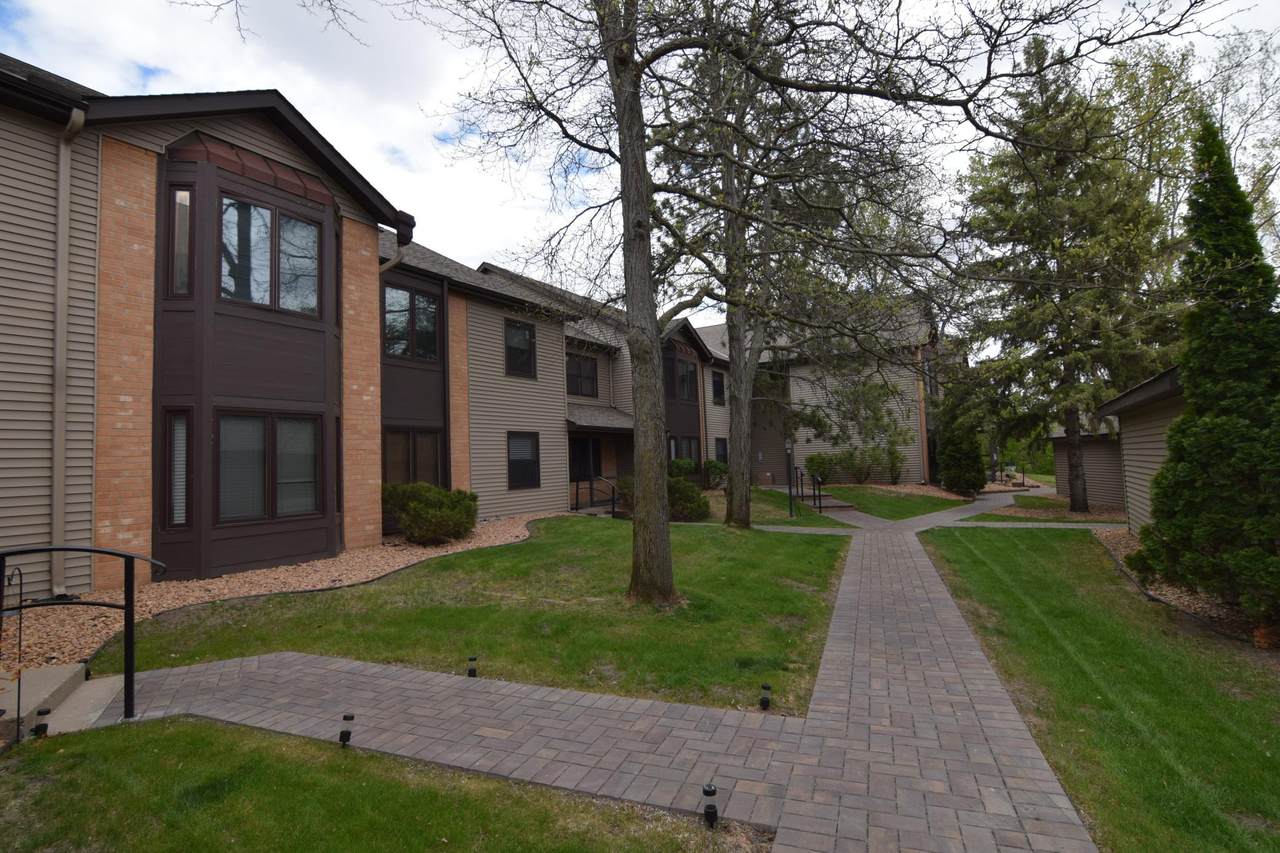 11039 Oregon Circle - Photo 1