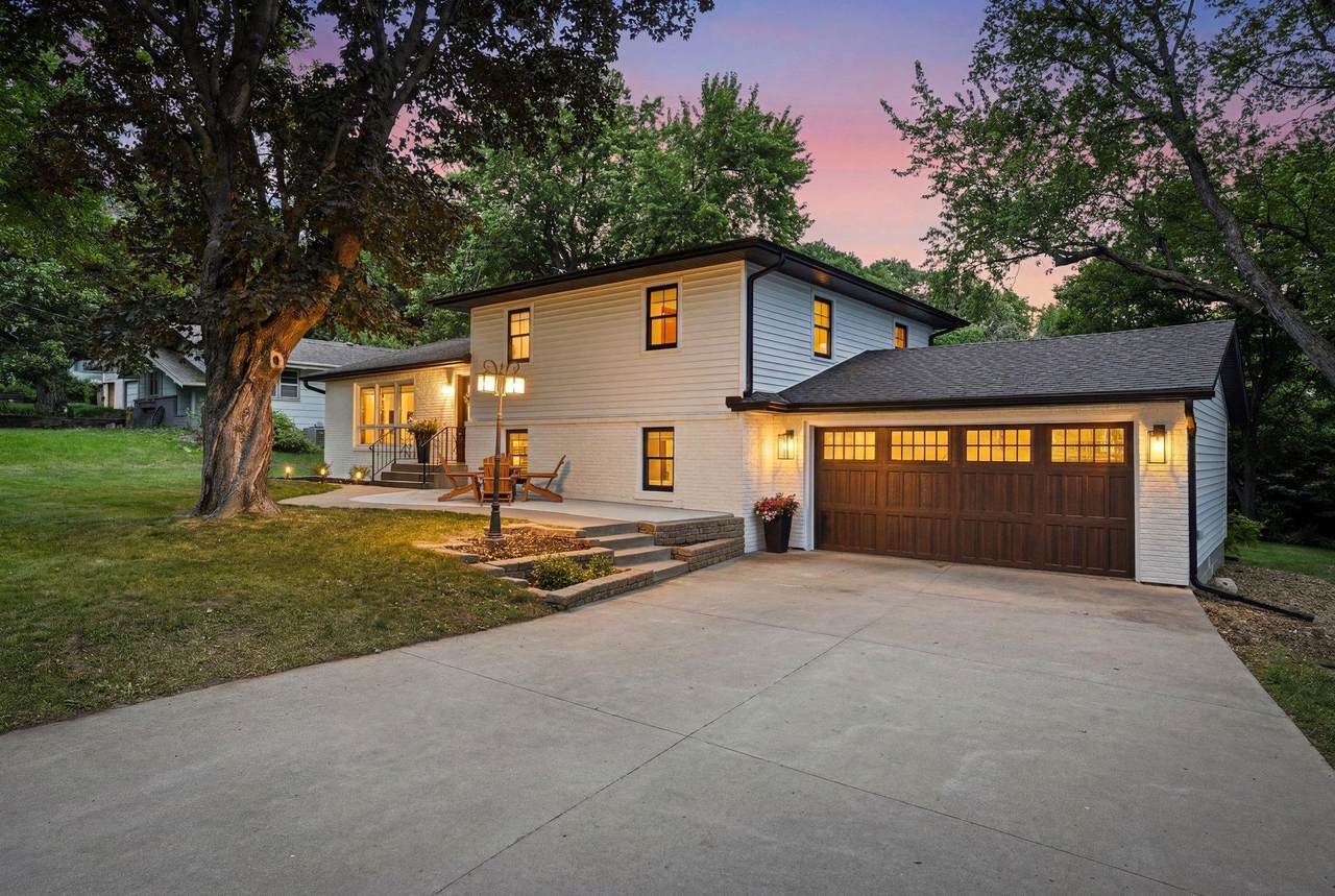 6525 Maple Drive - Photo 1