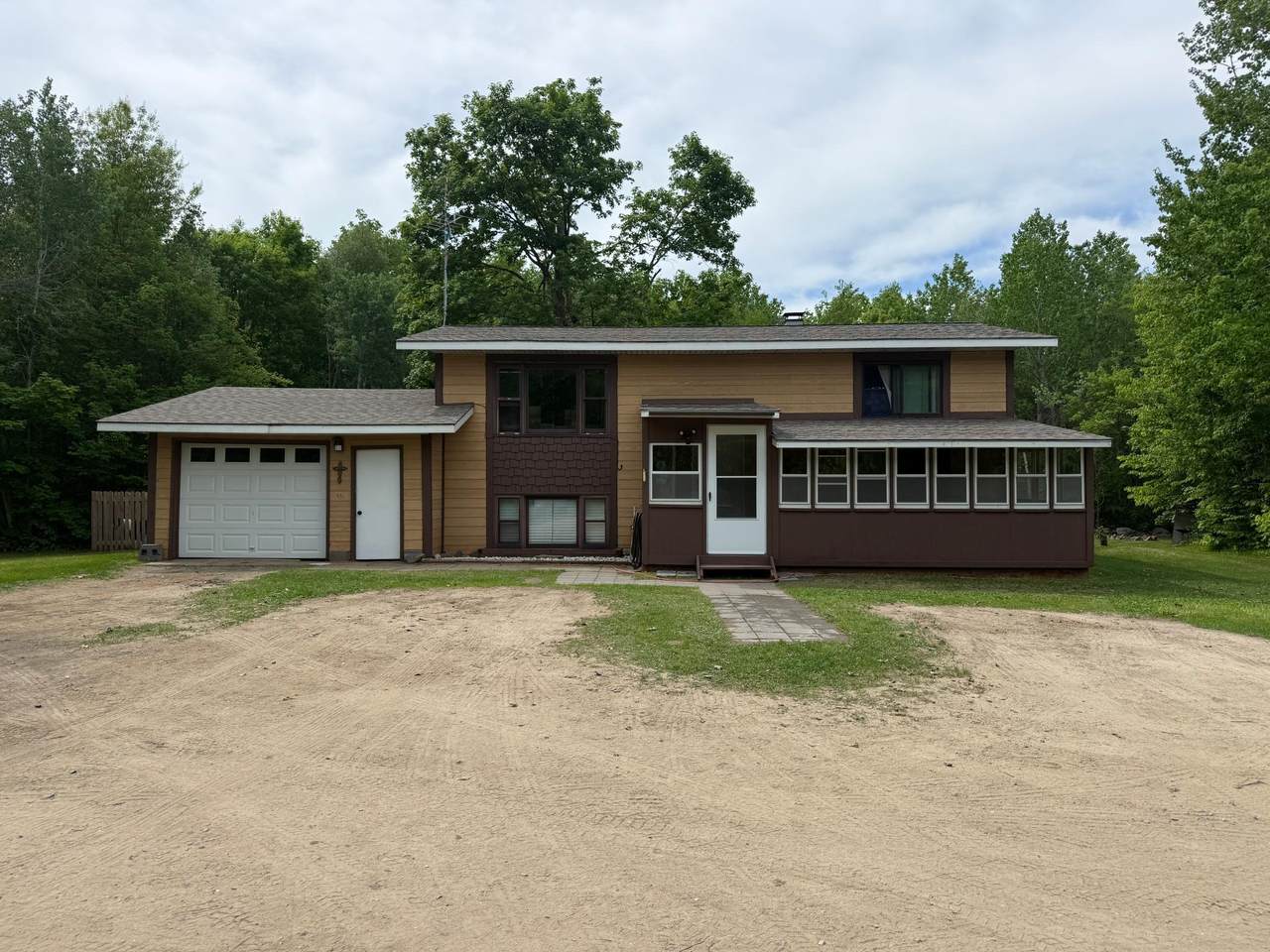 2554 Mission Road - Photo 1