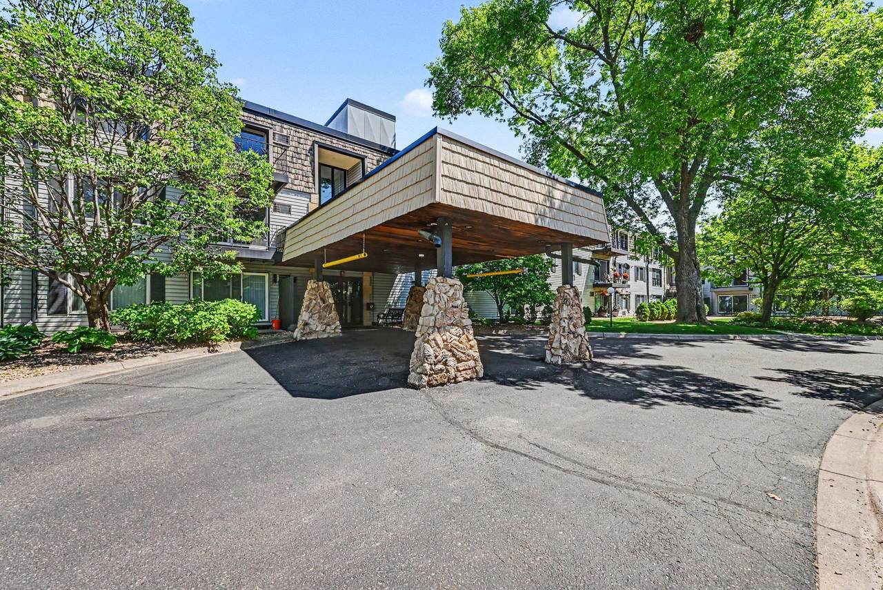 179 Little Canada Road - Photo 1