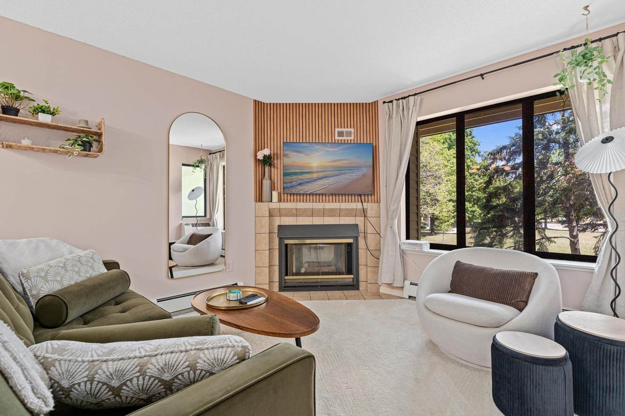 7631 Edinborough Way - Photo 1