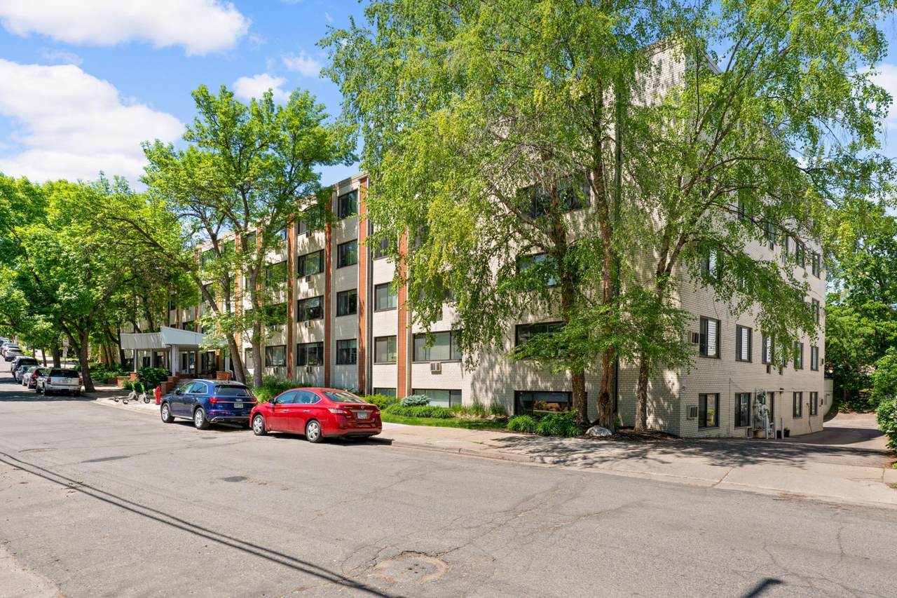 2700 44th Street - Photo 1