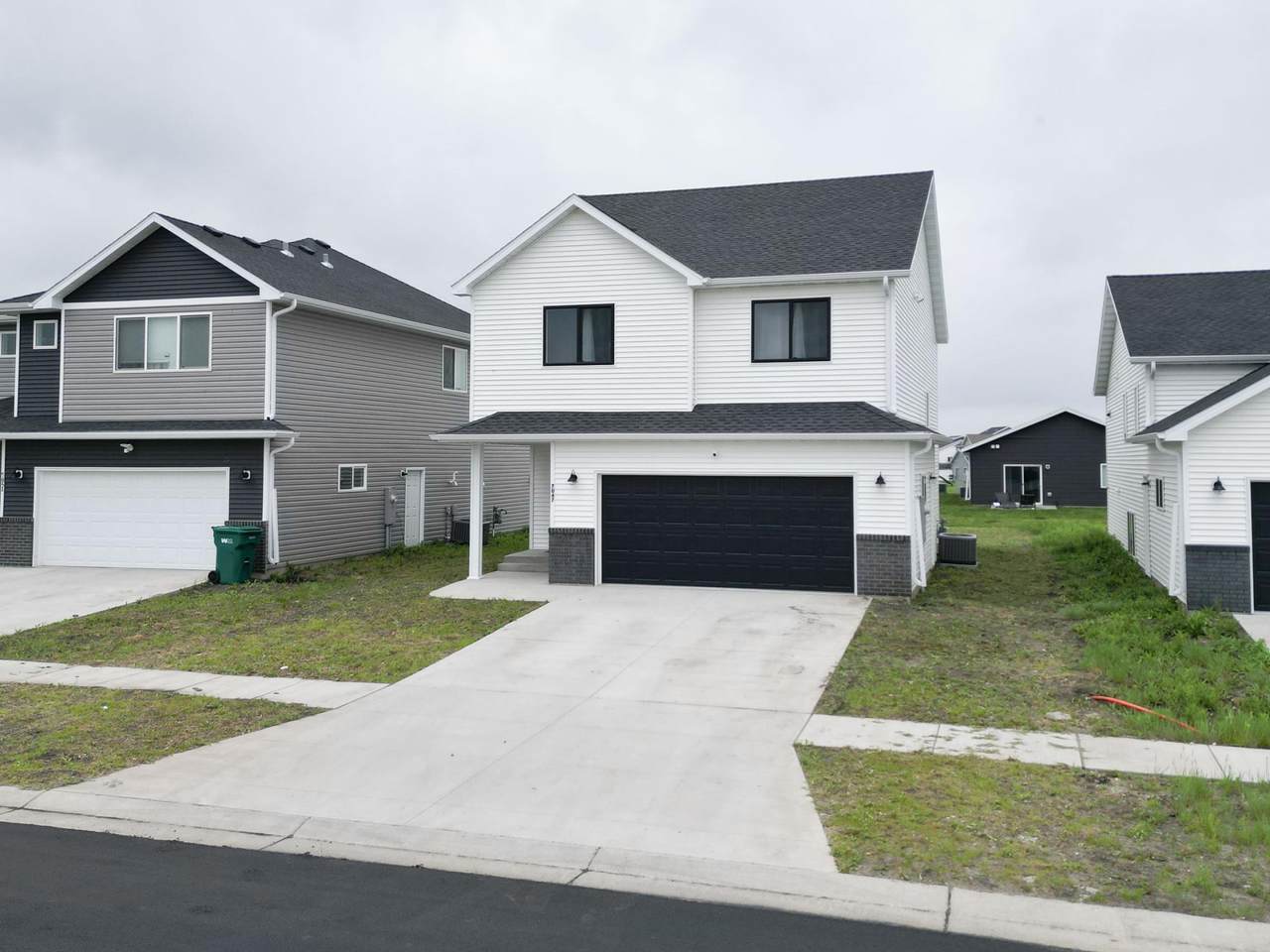 7047 Benji Lane - Photo 1