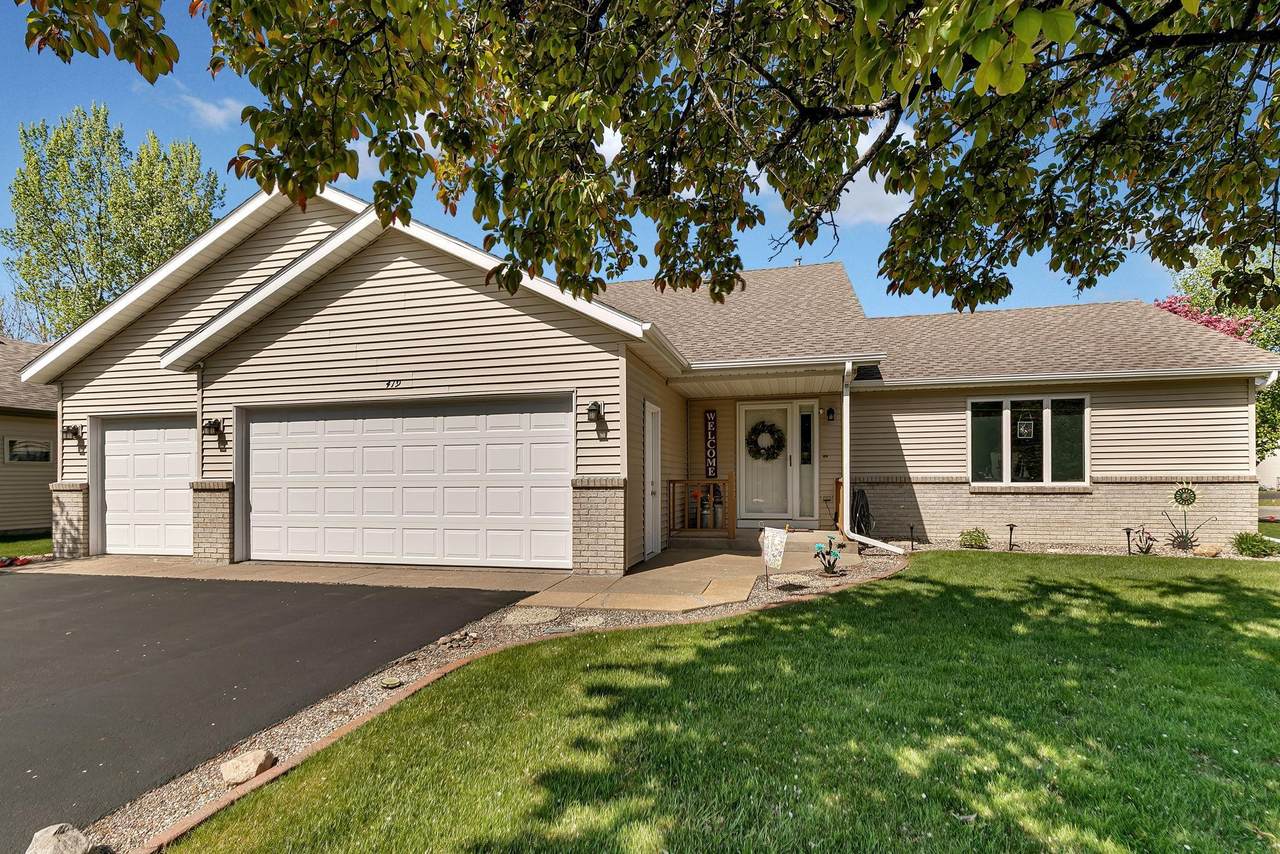 419 12th Avenue - Photo 1