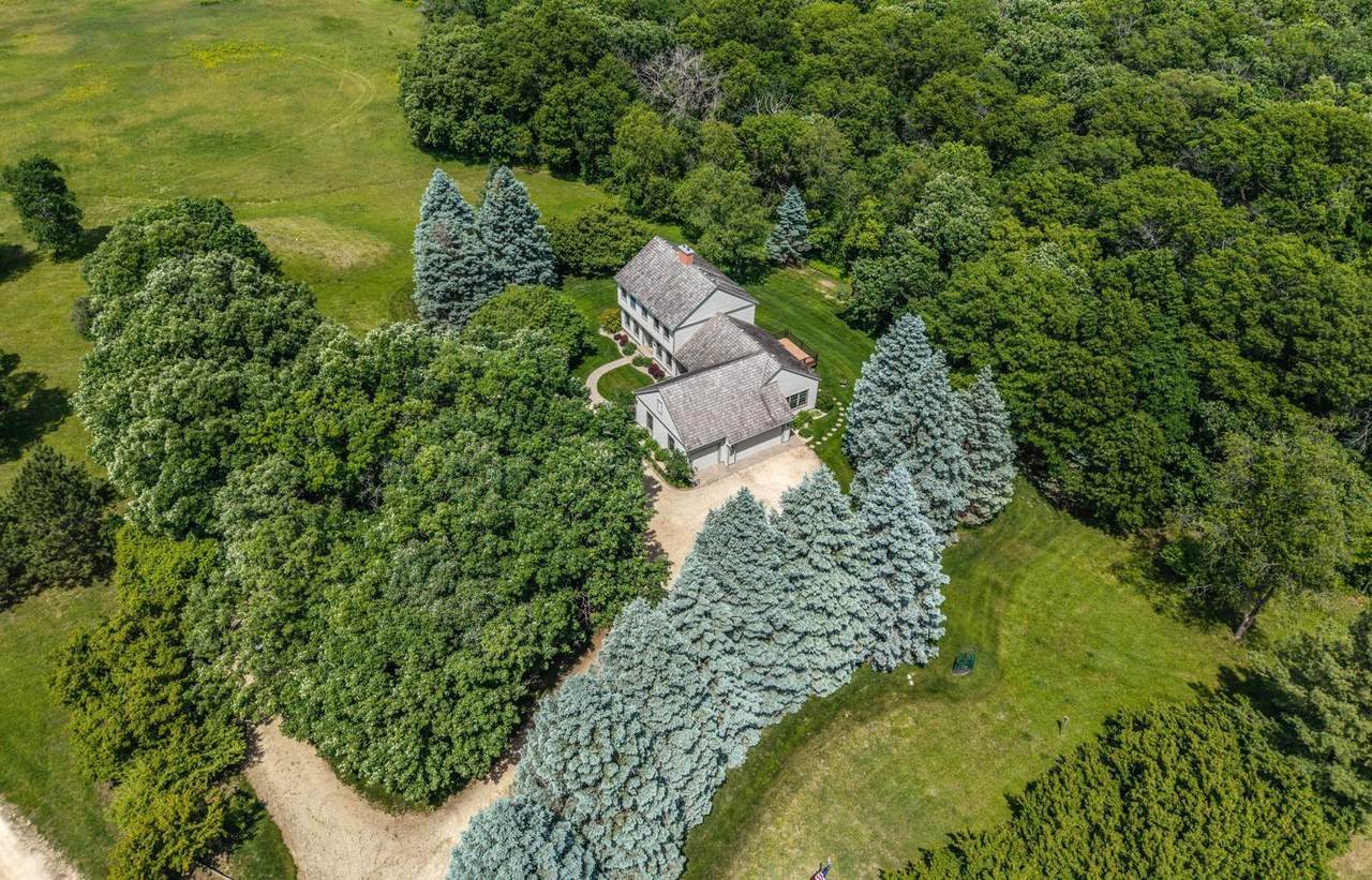 8 Old Deerfield Road - Photo 1