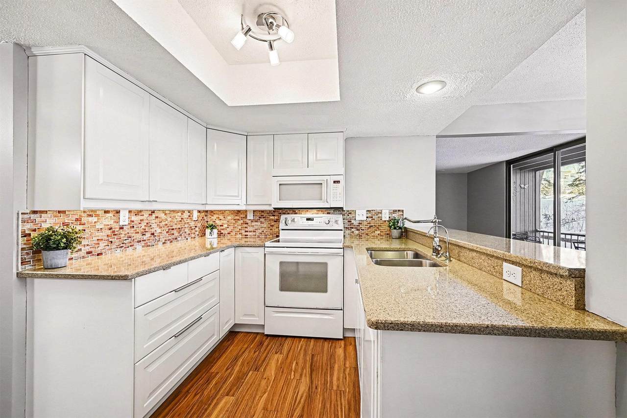 6085 Lincoln Drive - Photo 1