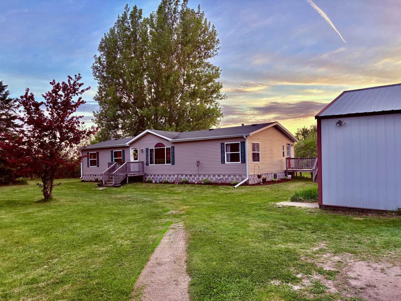4325 94th Avenue - Photo 1
