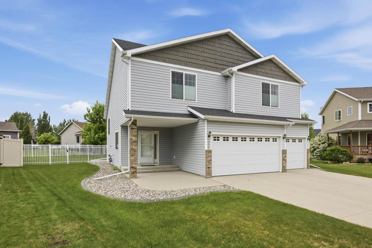 3432 Loberg Drive - Photo 1