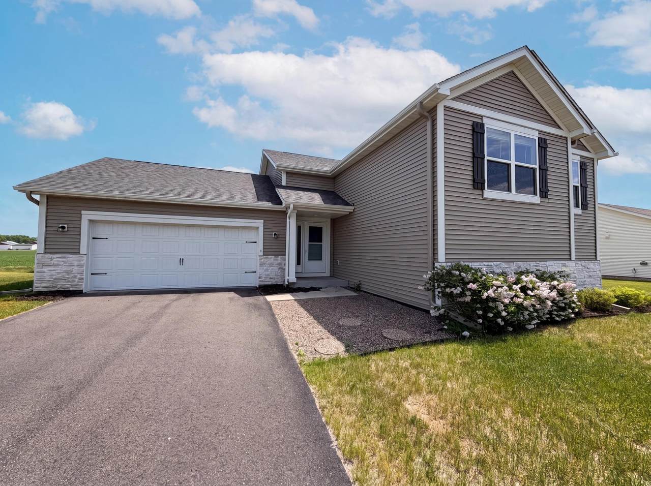 19149 Engle Wood Drive - Photo 1