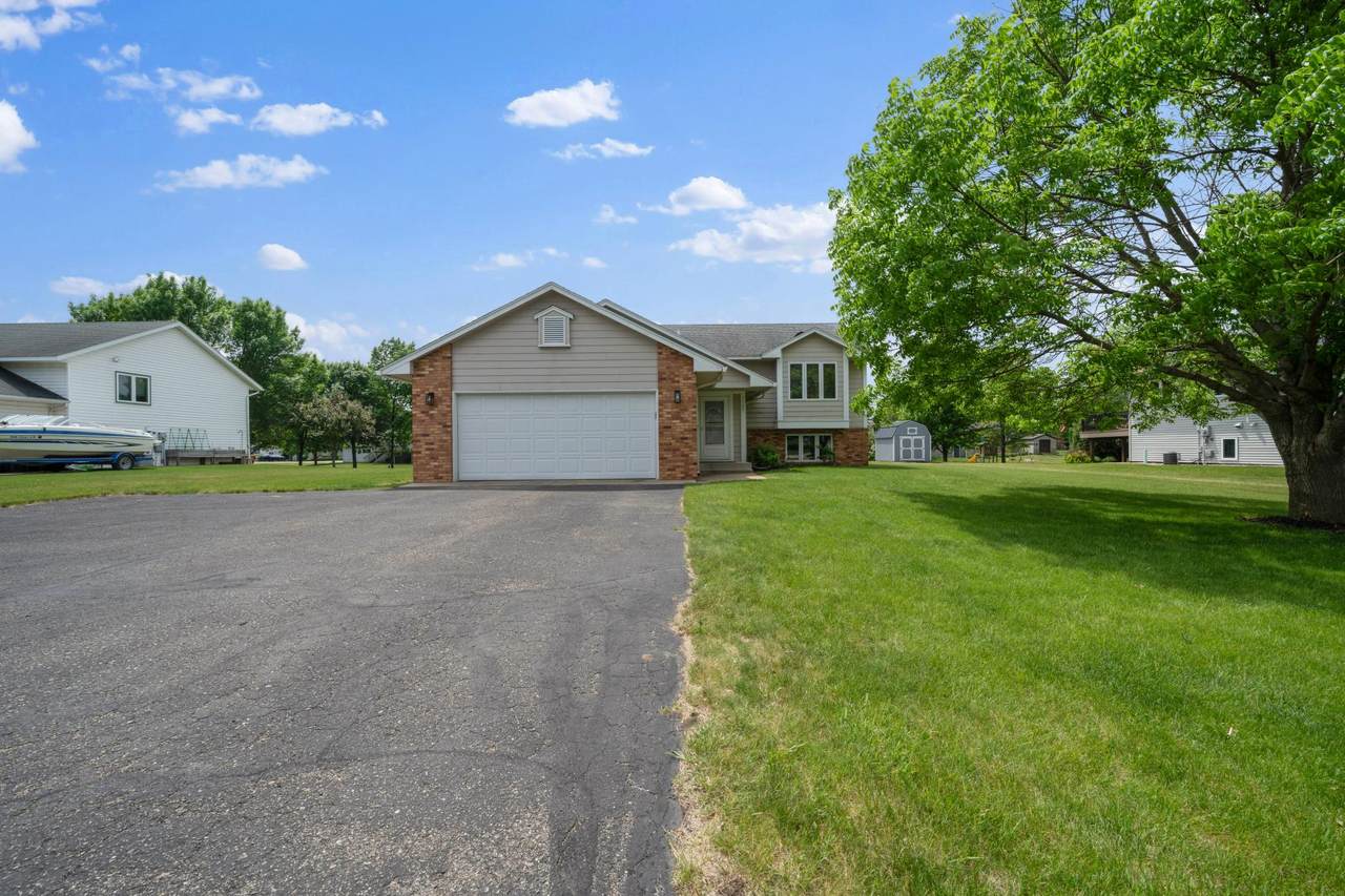 1100 Lochmist Lane - Photo 1