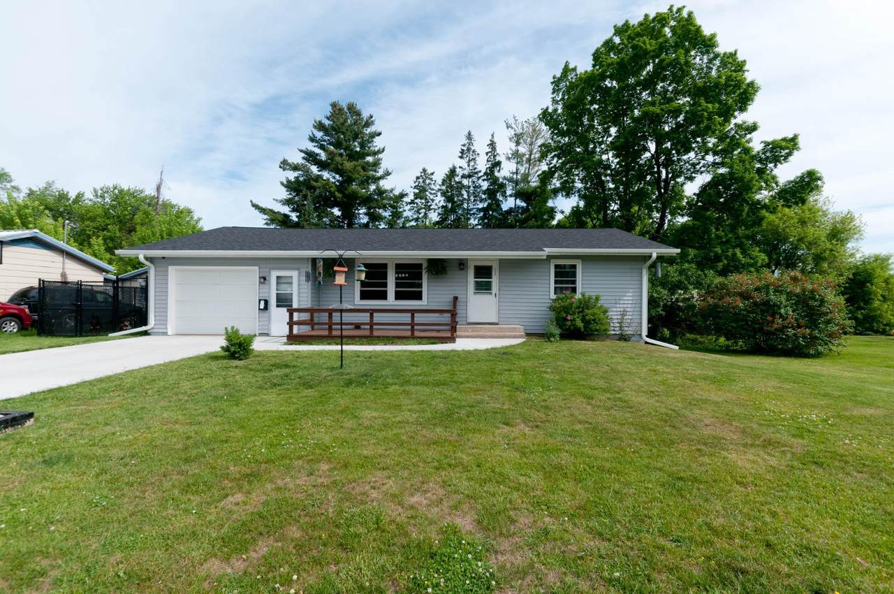 125 Monroe Avenue - Photo 1