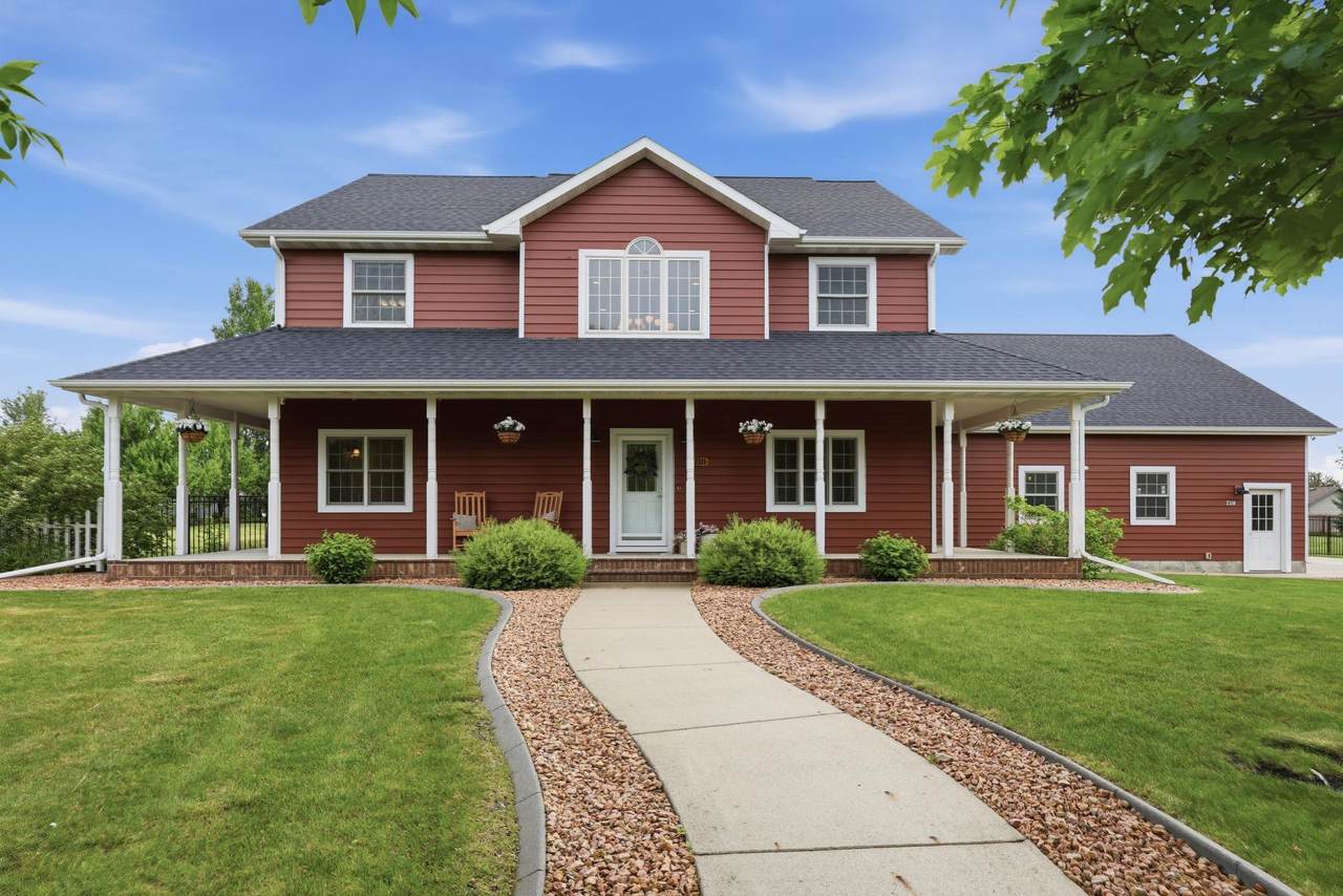 2310 Hillcrest Lane - Photo 1