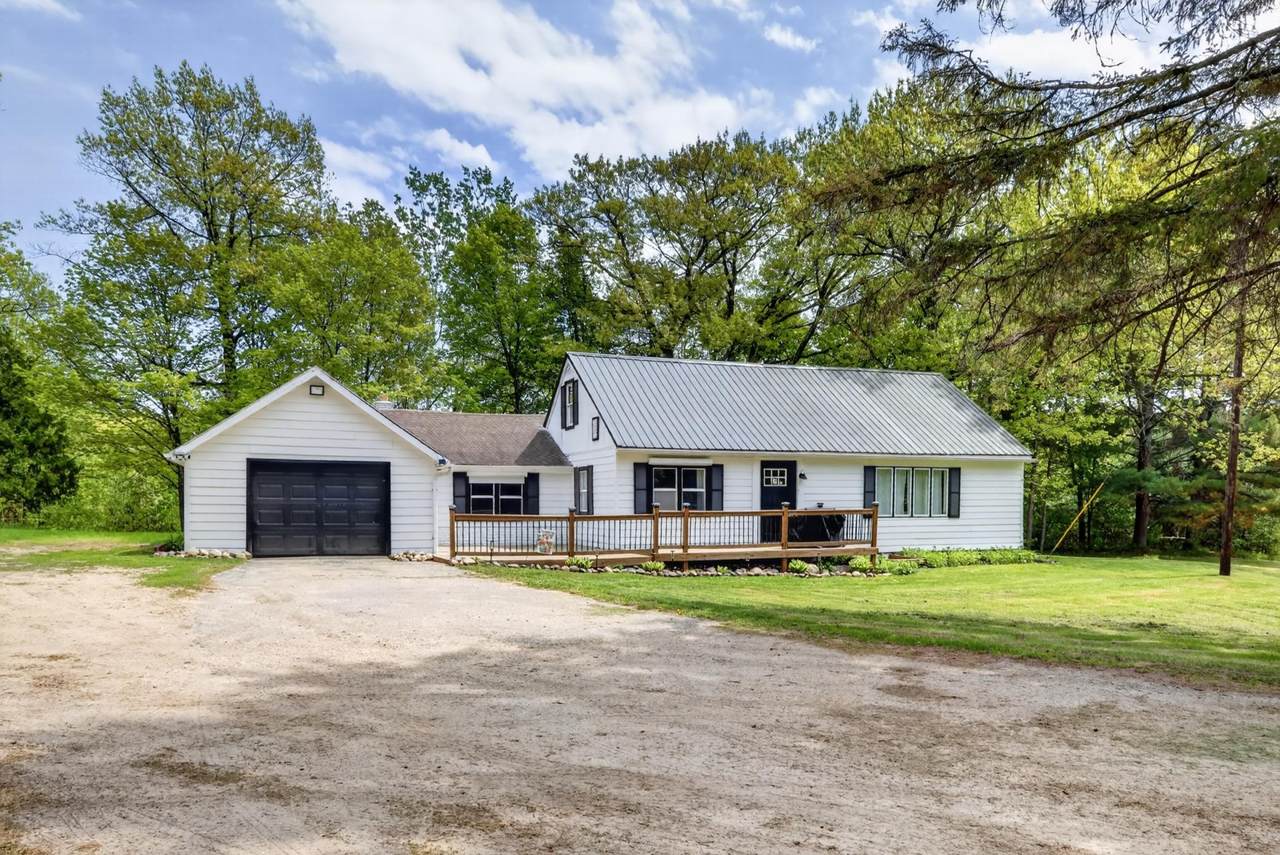 21020 River Road - Photo 1