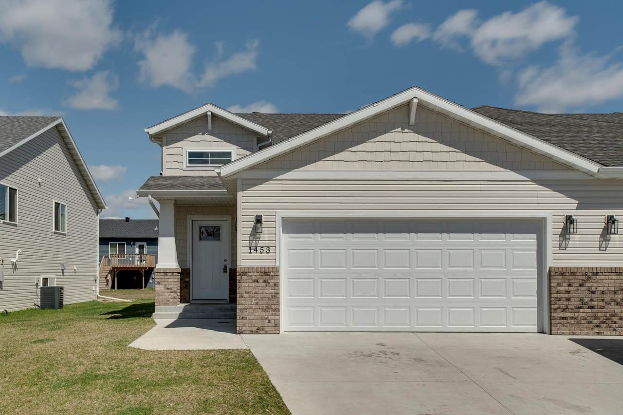 1453 69th Avenue - Photo 1