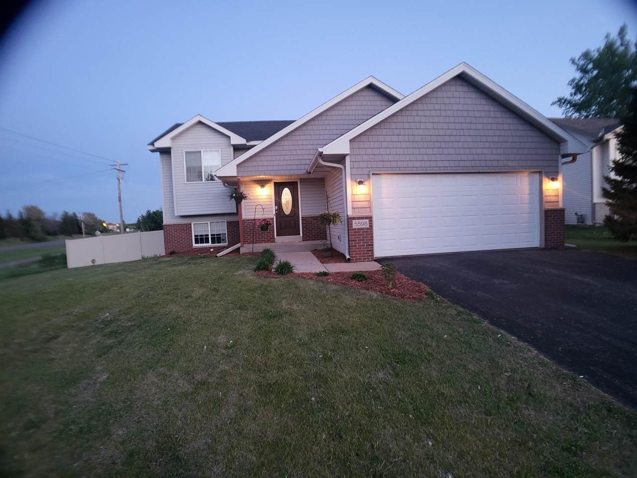 5598 Aberdeen Way - Photo 1