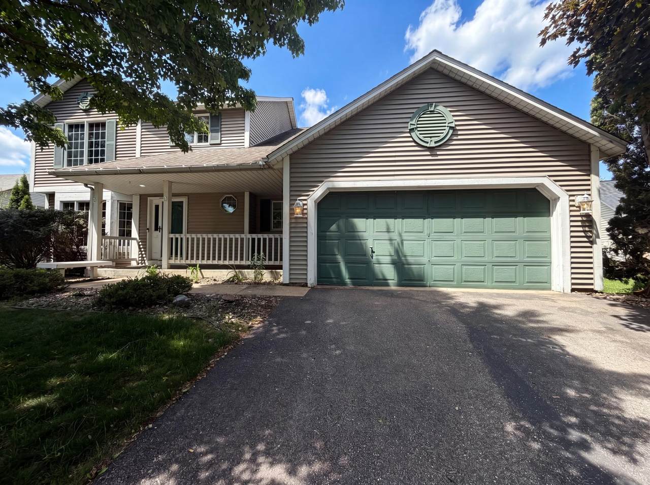 9394 71st Bay - Photo 1