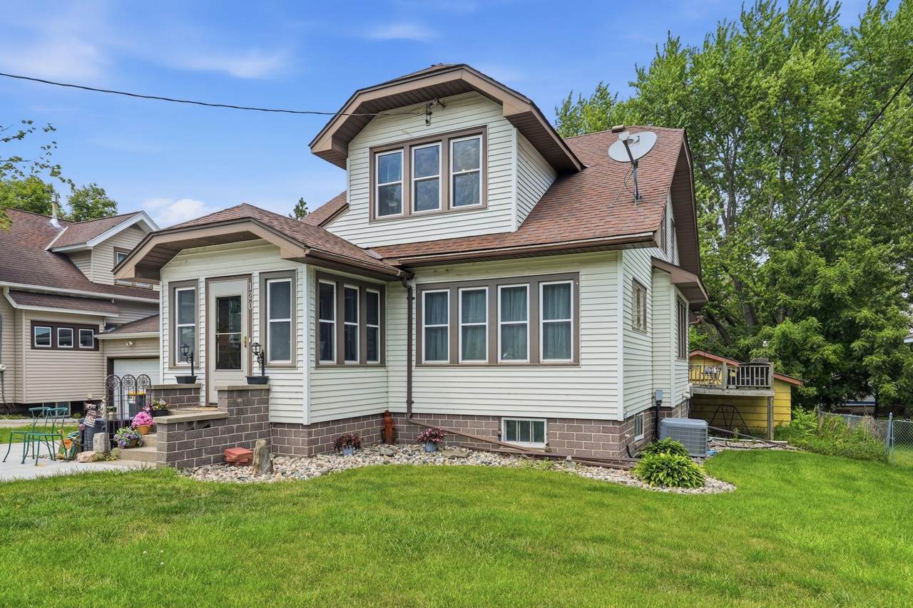 120 Park Place - Photo 1