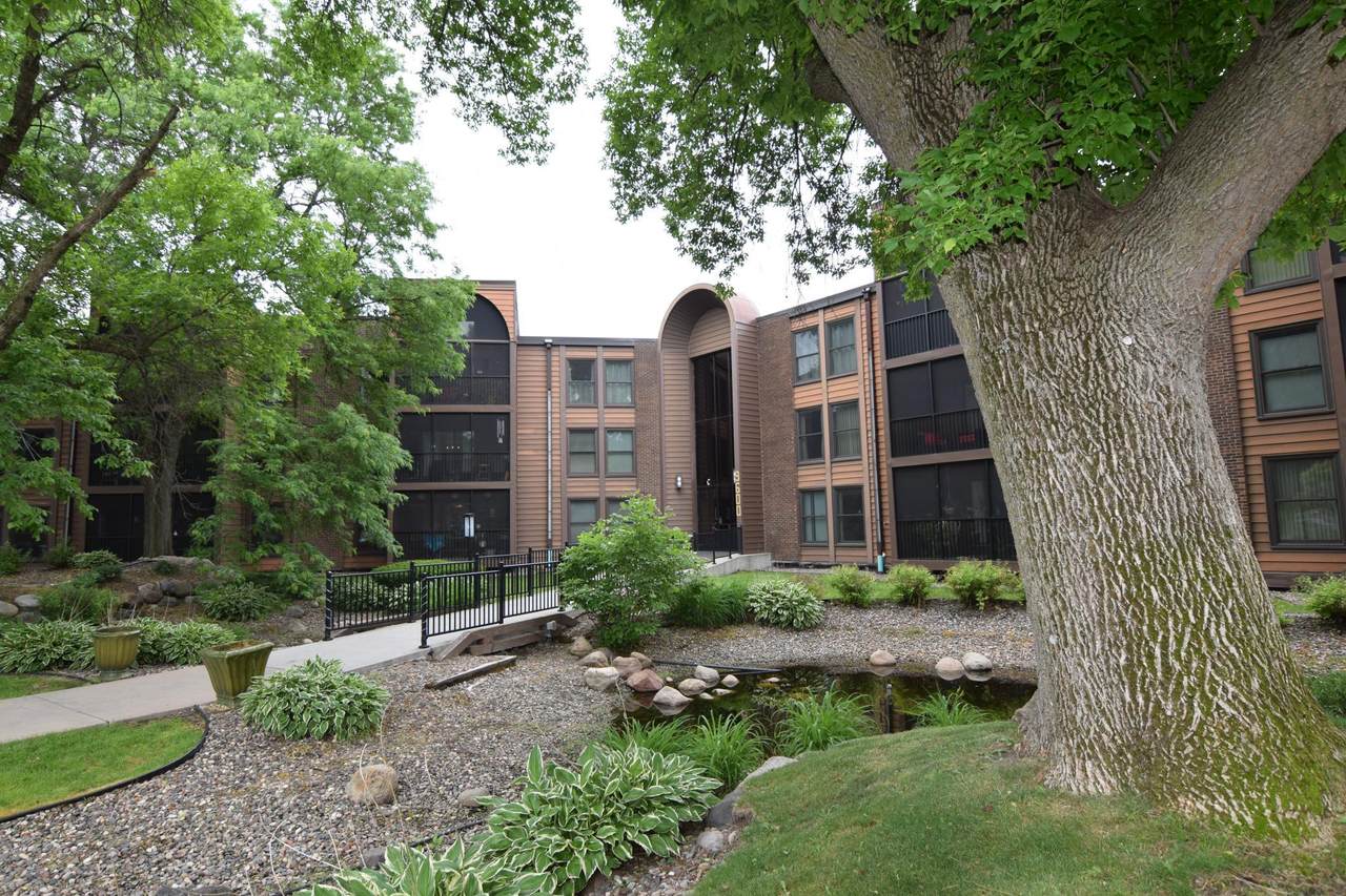 9600 Portland Avenue - Photo 1