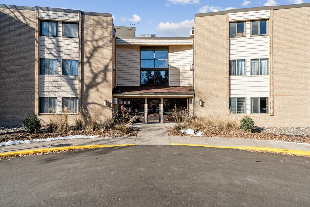11160 Anderson Lakes Parkway - Photo 1