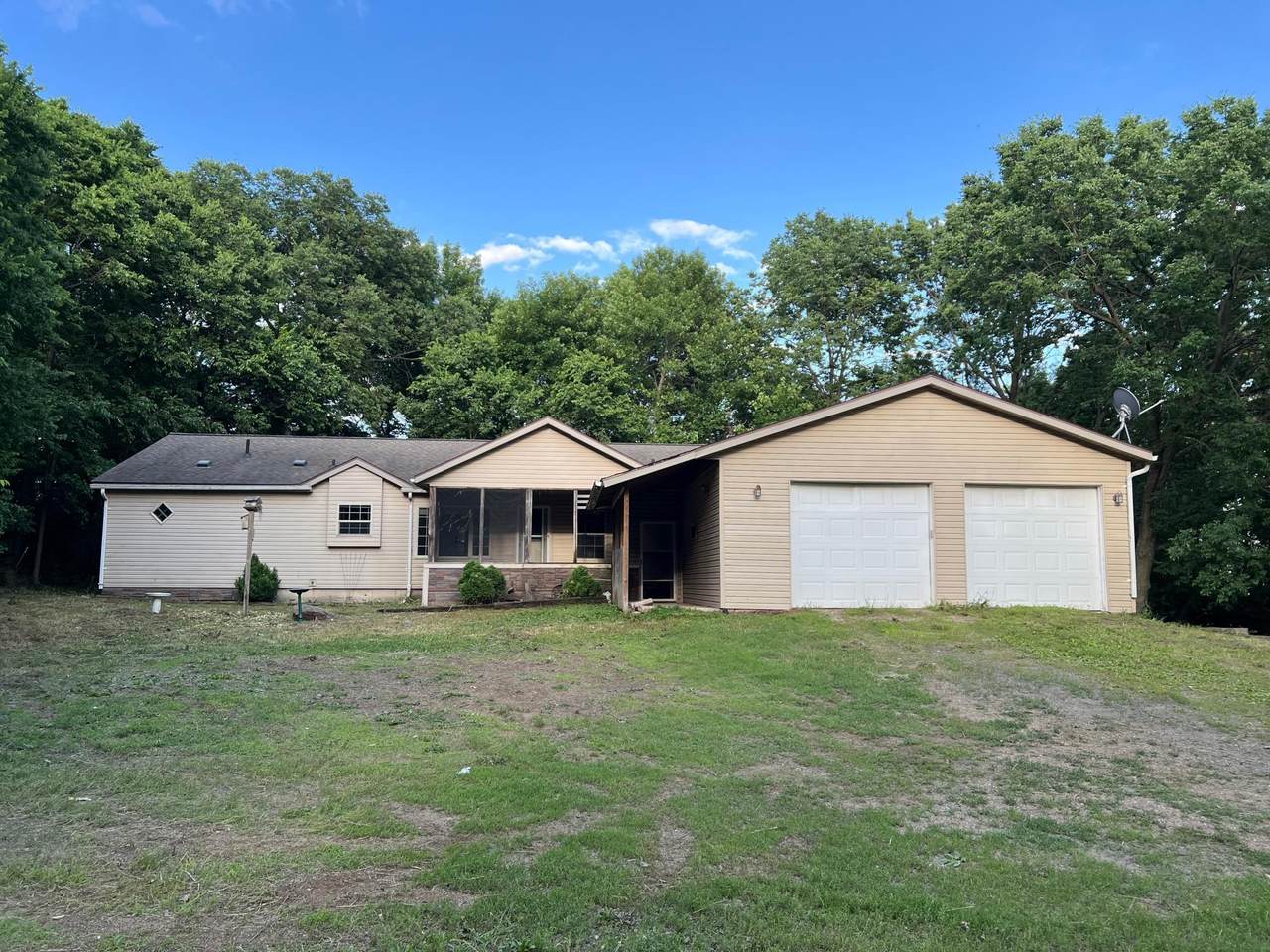61256 440th Street - Photo 1