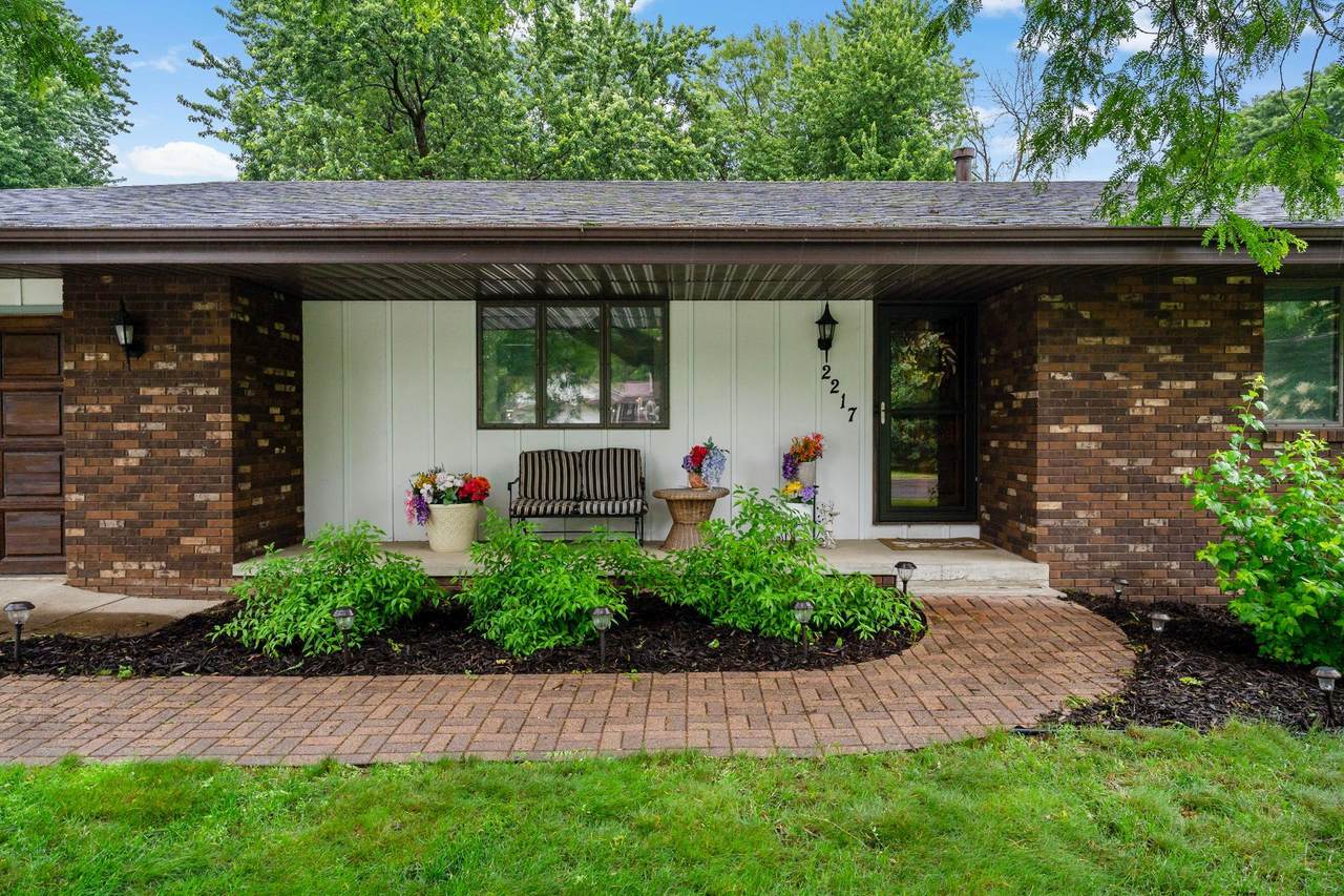 2217 Ripley Avenue - Photo 1