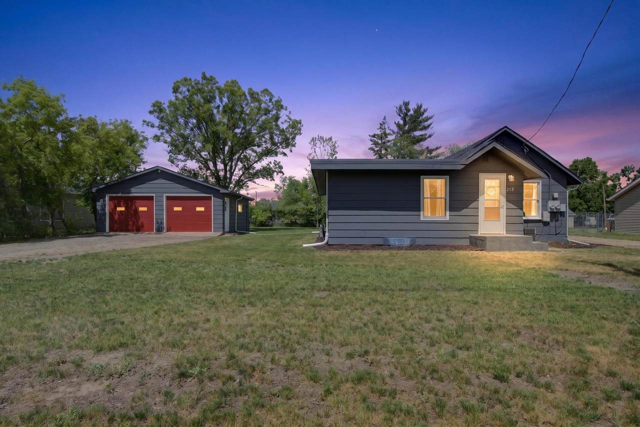 213 Roosevelt Road - Photo 1