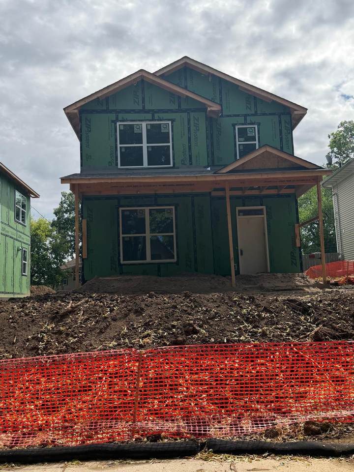 1410 Morgan Avenue - Photo 1