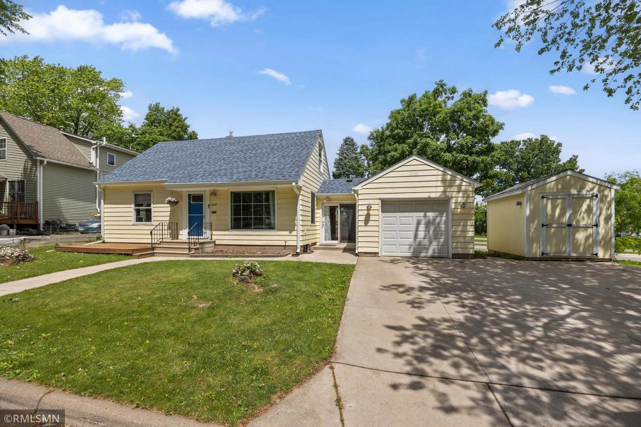 609 Nevada Avenue - Photo 1