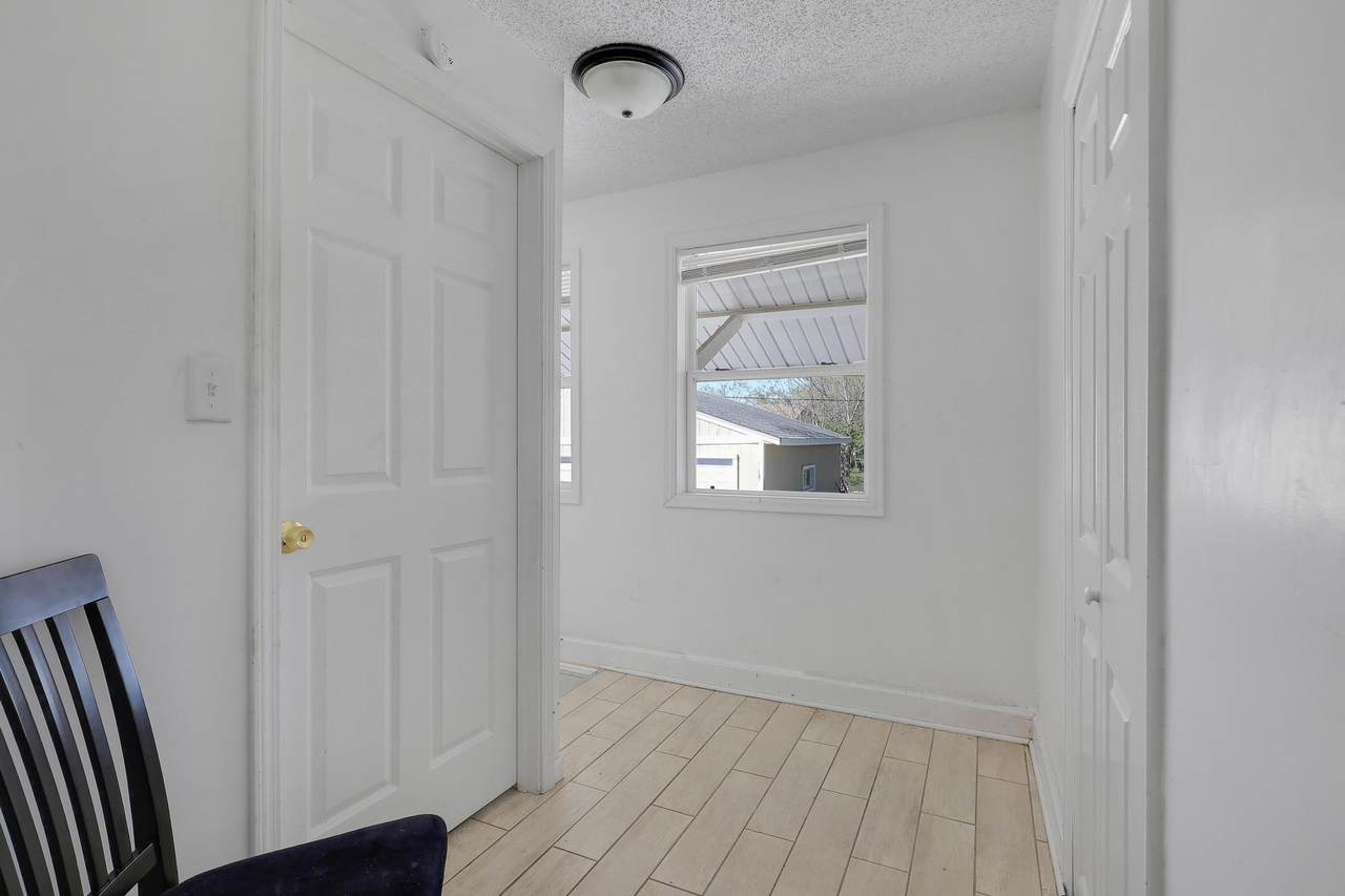 6425 Fremont Avenue - Photo 1