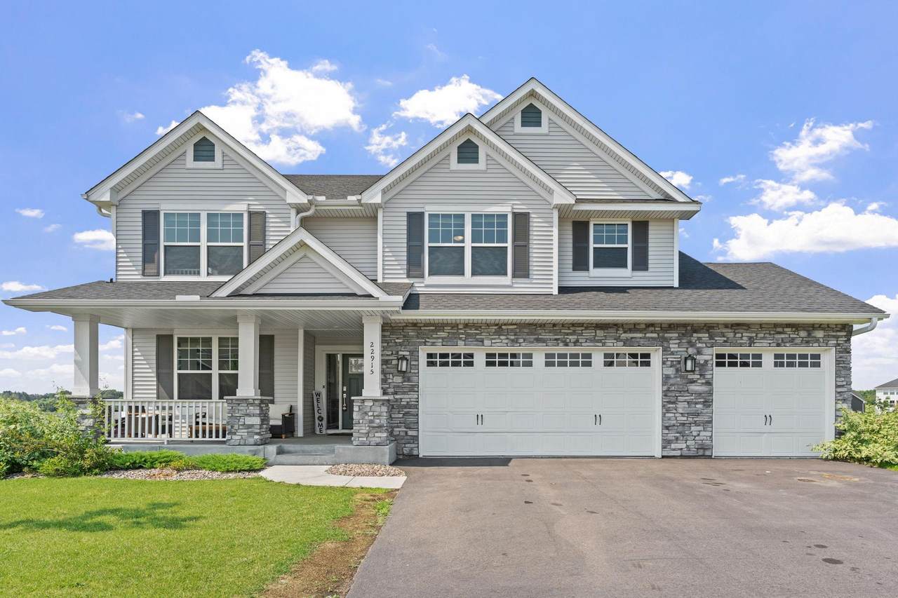 22915 Wood Lane - Photo 1