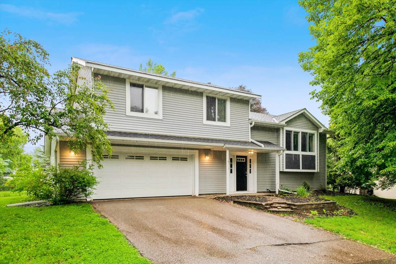 9319 173rd Street - Photo 1