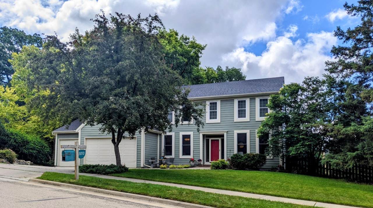 3010 Fox Valley Drive - Photo 1