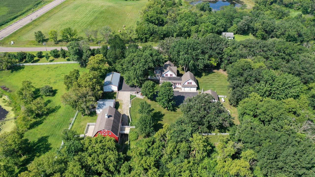10840 Aetna Avenue - Photo 1
