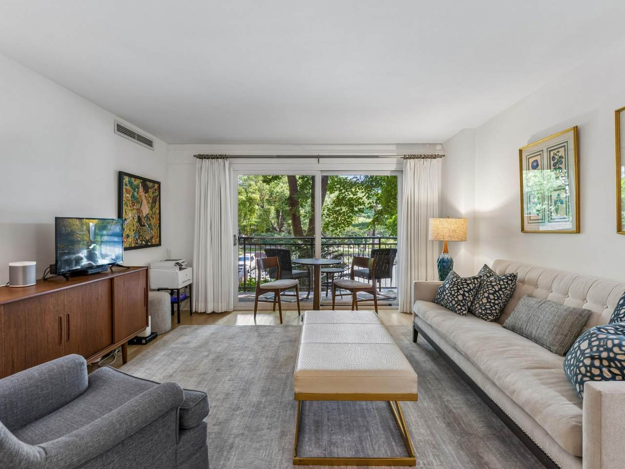 210 Grant Street - Photo 1
