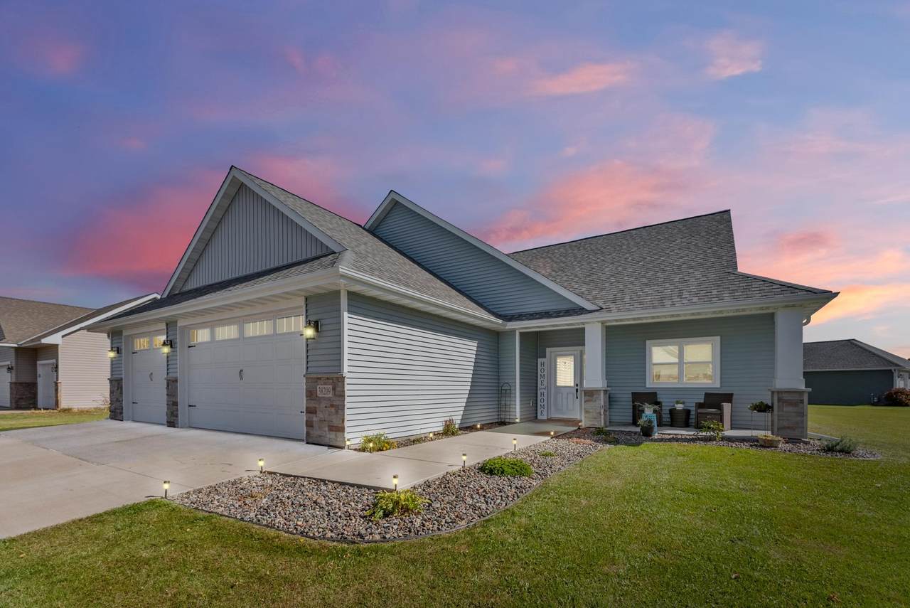 38209 Everett Avenue - Photo 1