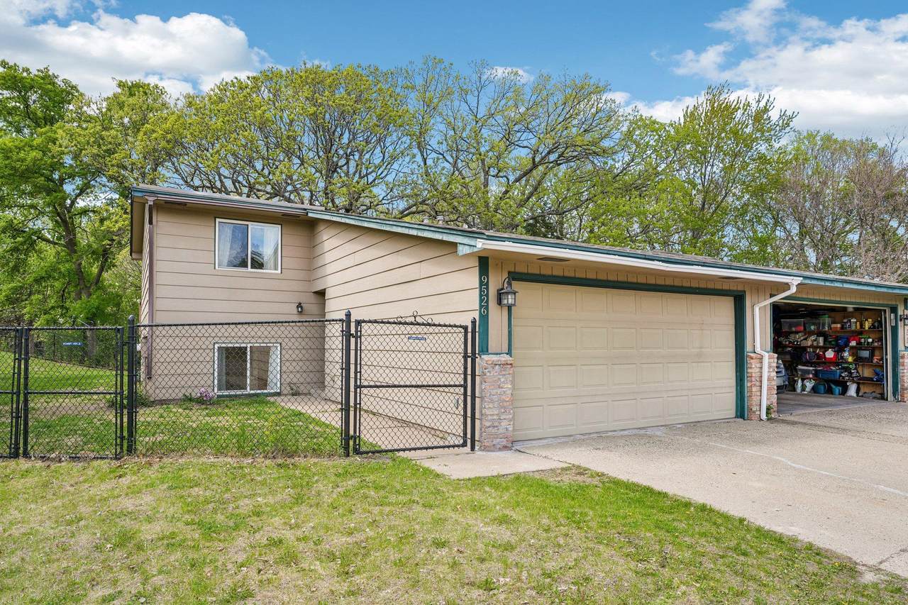 9526 Grey Widgeon Place - Photo 1