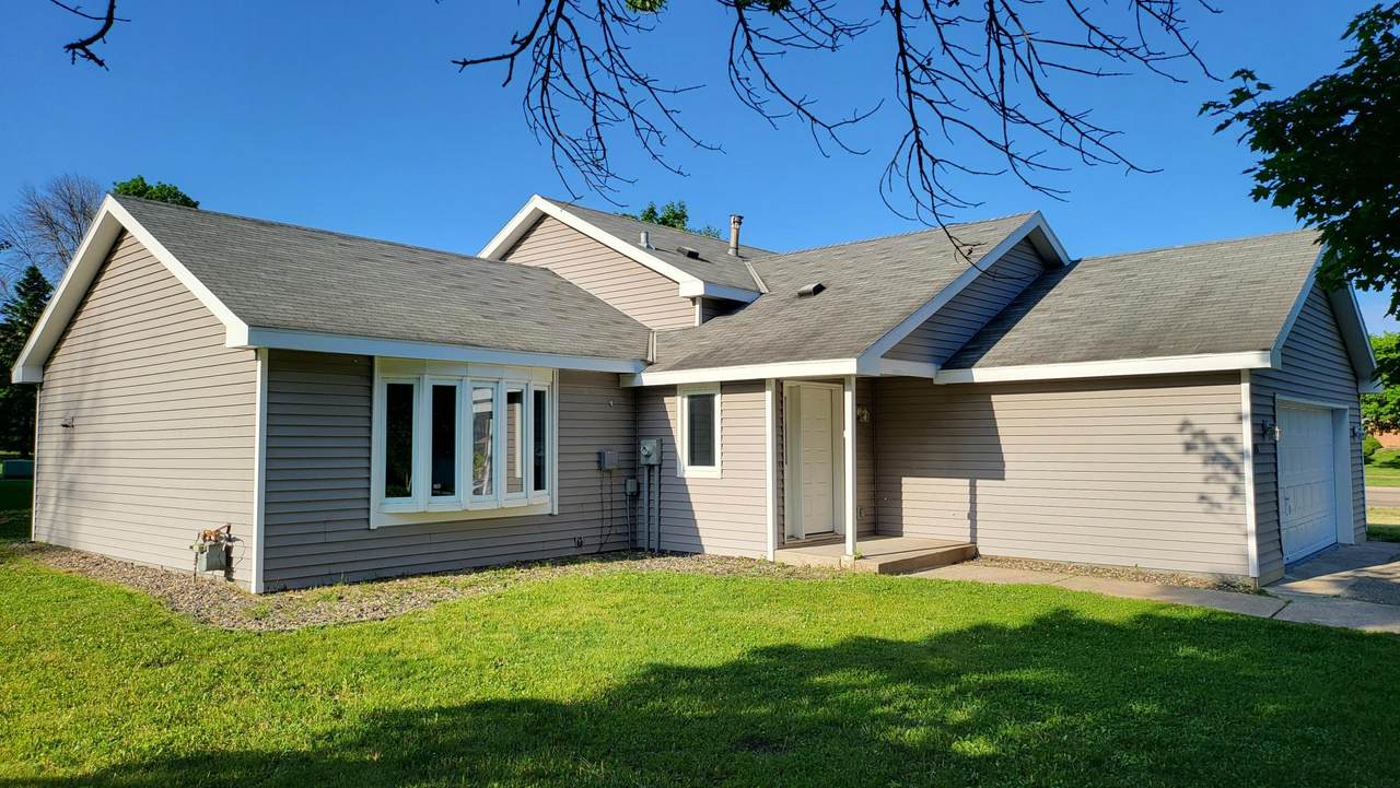 524 Wood Way - Photo 1