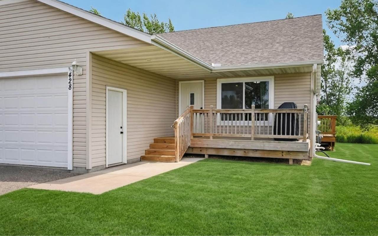 428 Cheyenne Street - Photo 1