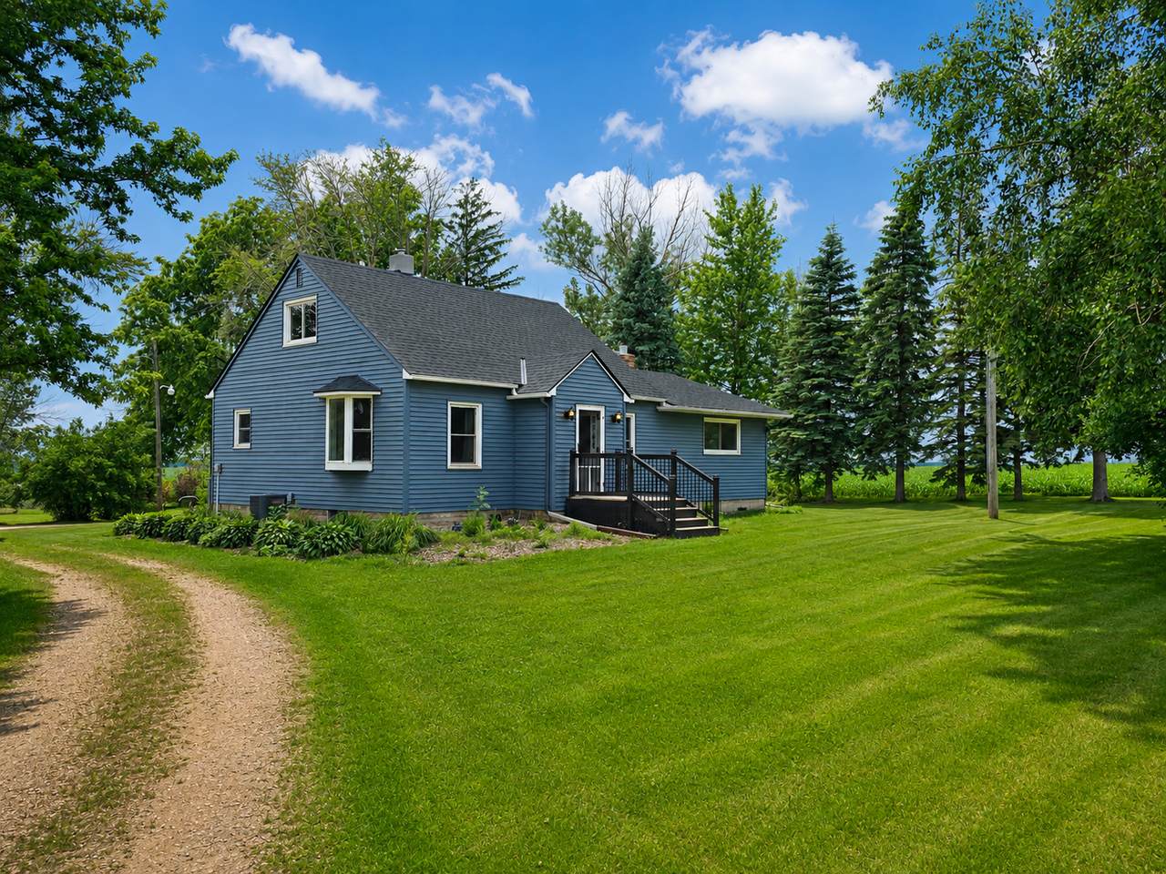 5766 County 12 Boulevard - Photo 1