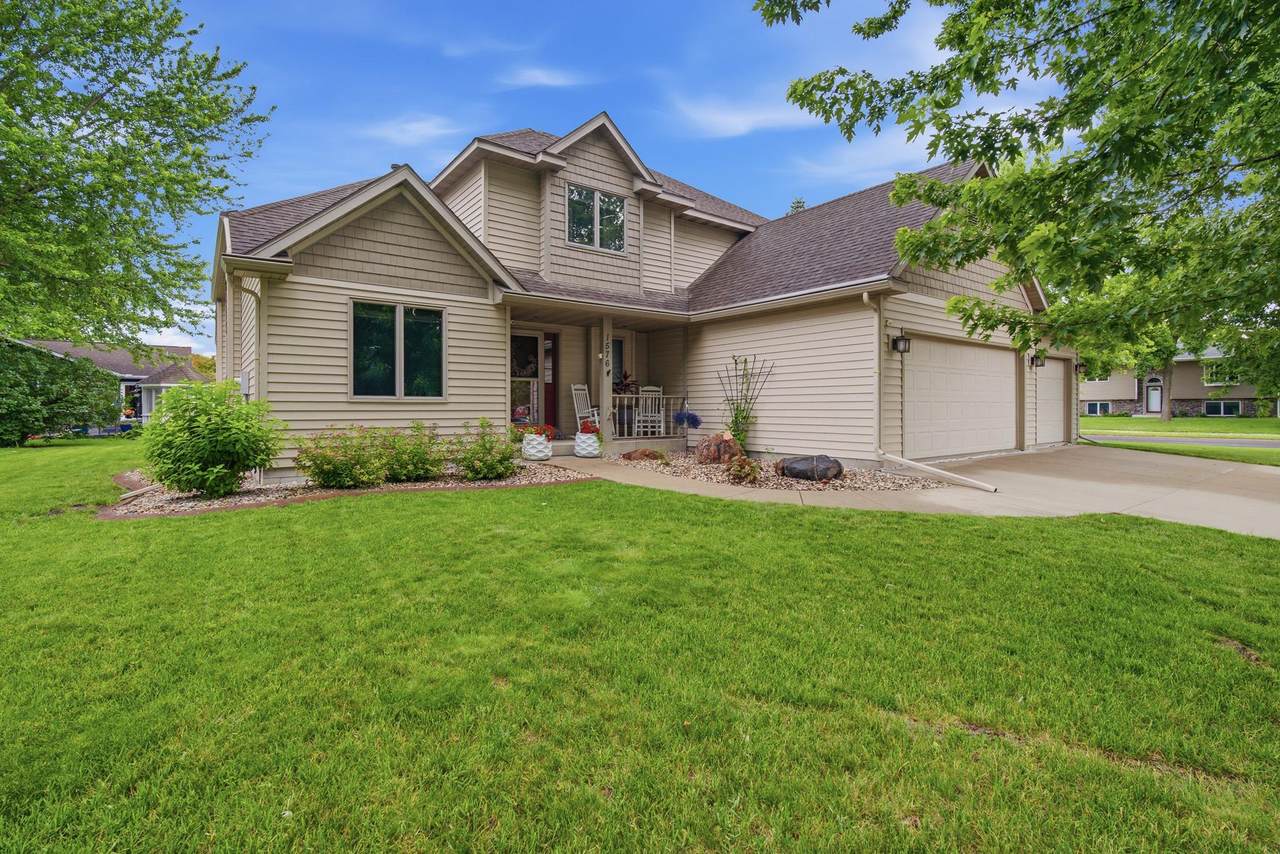 1576 La Mar Drive - Photo 1
