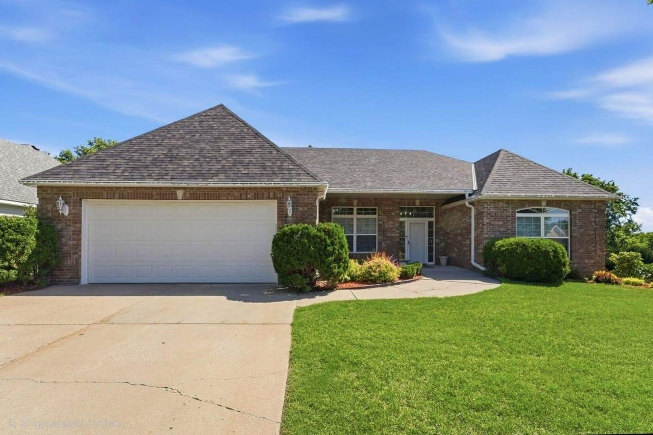 1609 Highland Trail - Photo 1