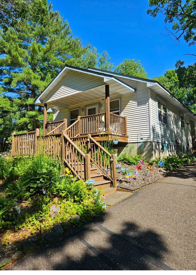 229 Summit Avenue - Photo 1